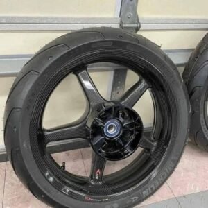 19’ front Carbon fiber wheel