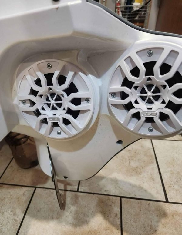 2008 - 2017 Heritage Softail blue bluetooth Speaker - Image 5