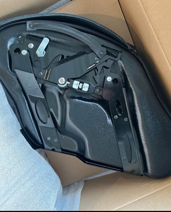 Leather Pros retro series V3 saddlebags for dyna - Image 3