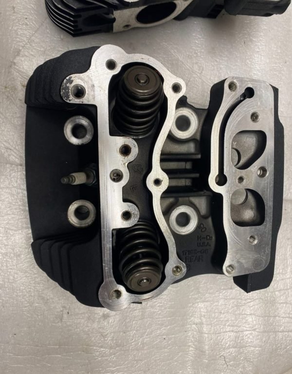 Harley Davidson Cylinder Heads - Image 5