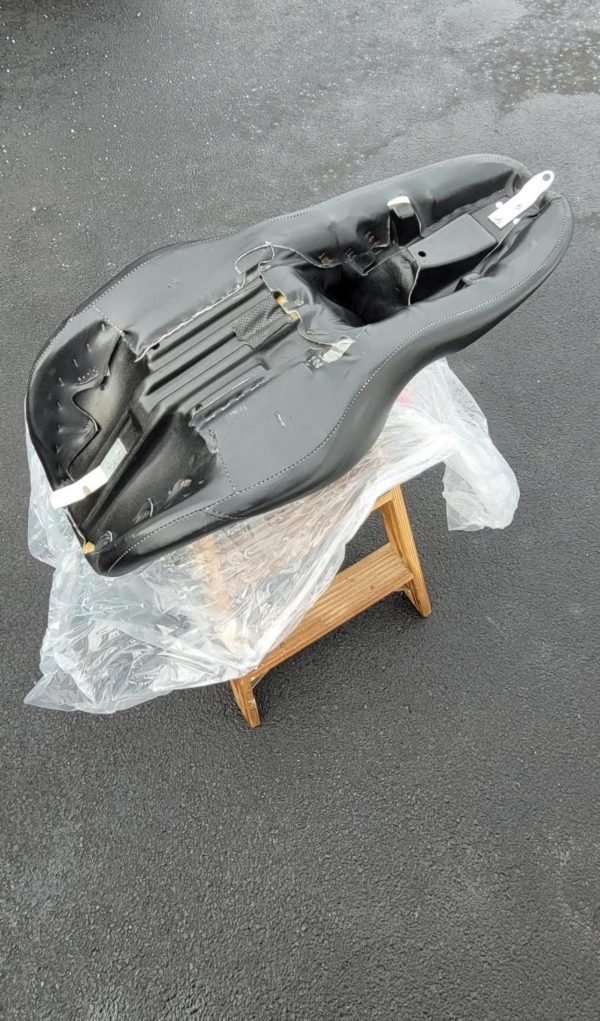2006-2007 Harley Street Glide Seat - Image 5