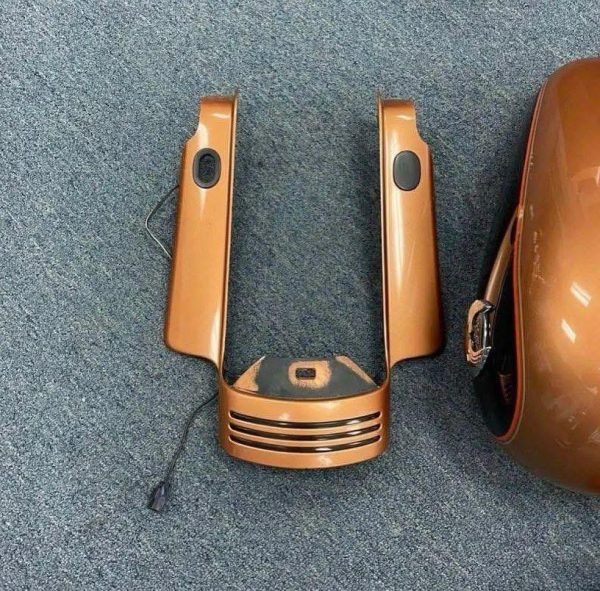 2008 Harley Davidson FLHX(Front Fender, Gas Tank, Air Cleaner, Saddlebags) - Image 4